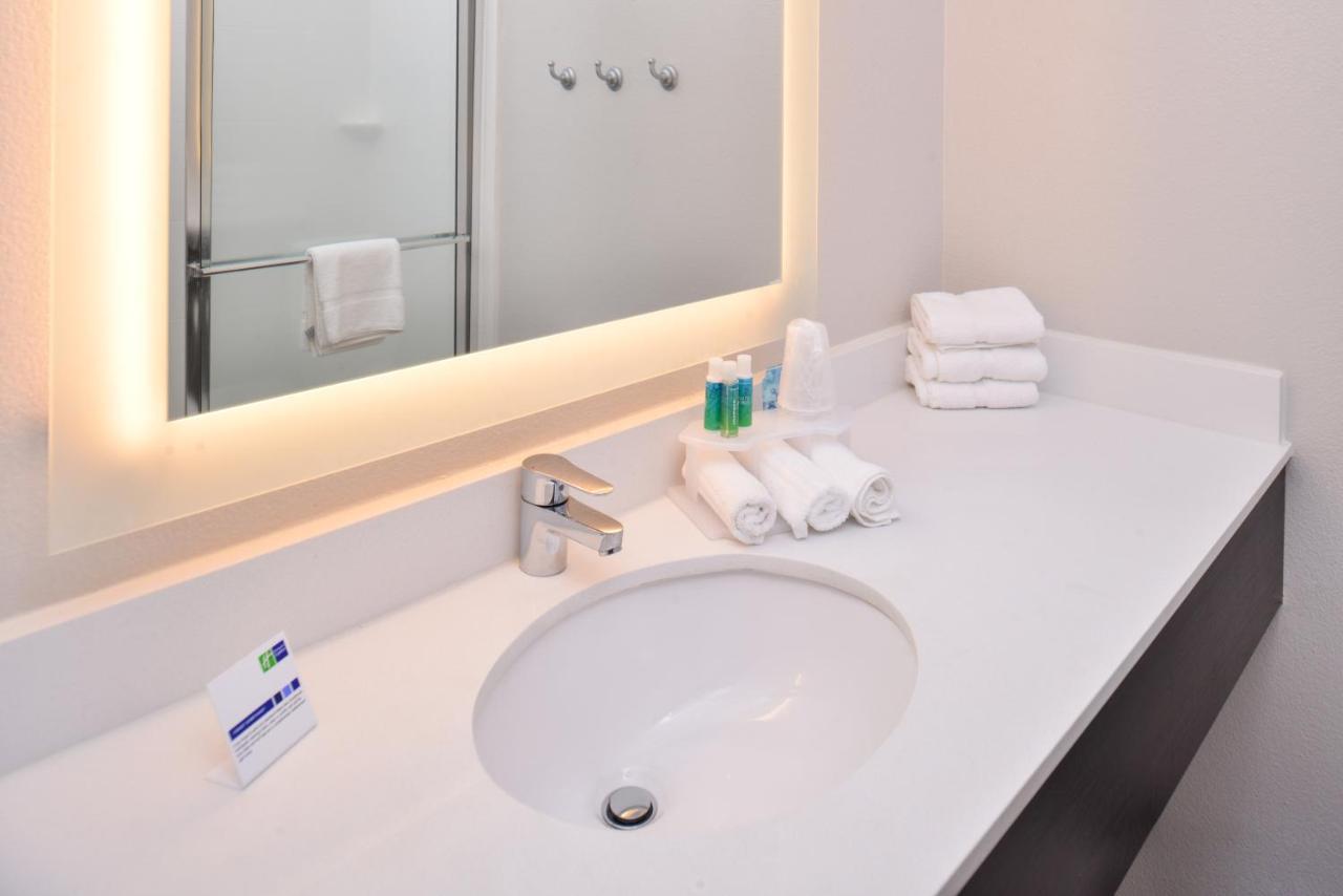 Holiday Inn Express & Suites Corpus Christi-N Padre Island By Ihg Esterno foto